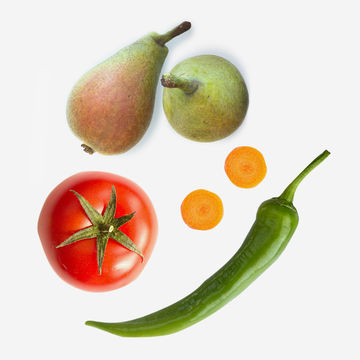 Bild zeigt Agrarrohstoffe: Tomate, Karotte, Birne, Pfefferoni.