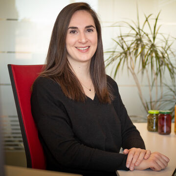 Bild zeigt infood Mitarbeiterin Laura Graffelner.